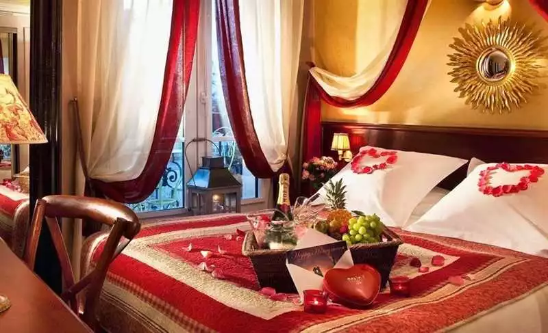 Создайте романтическую атмосферу в вашей провансской квартире с помощью настольных ламп в классическом стиле