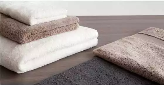 Стильные и функциональные махровые полотенца для ванных комнат